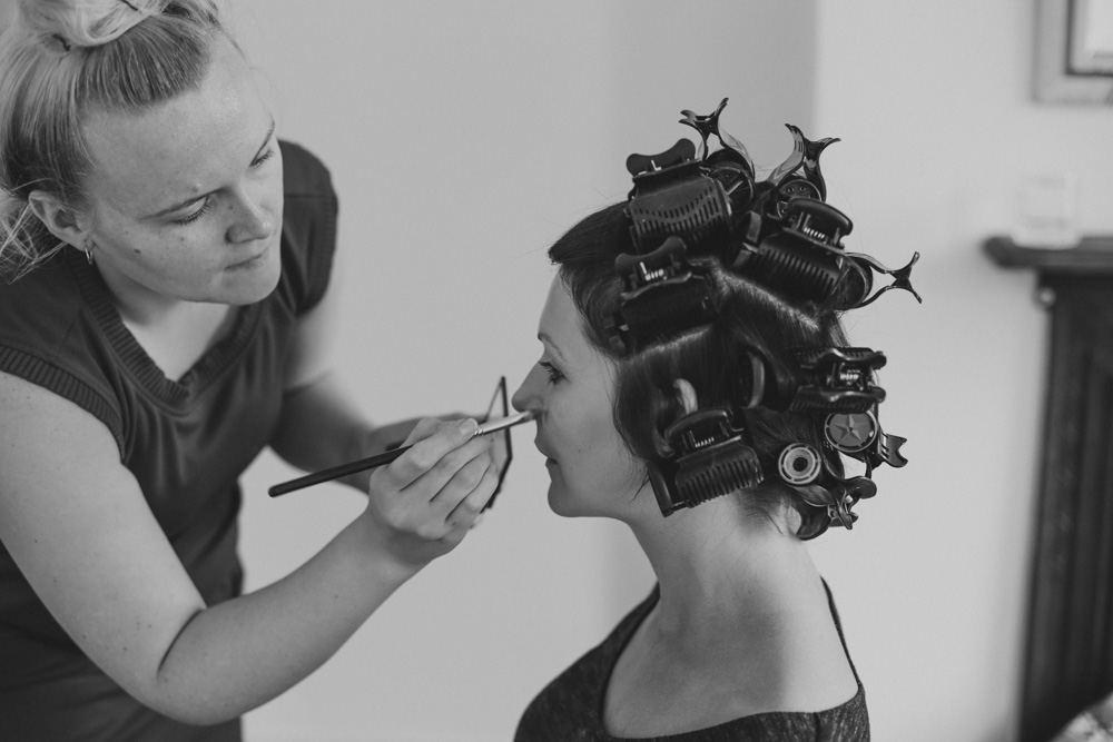 wedding make up preparation by love oh love photography