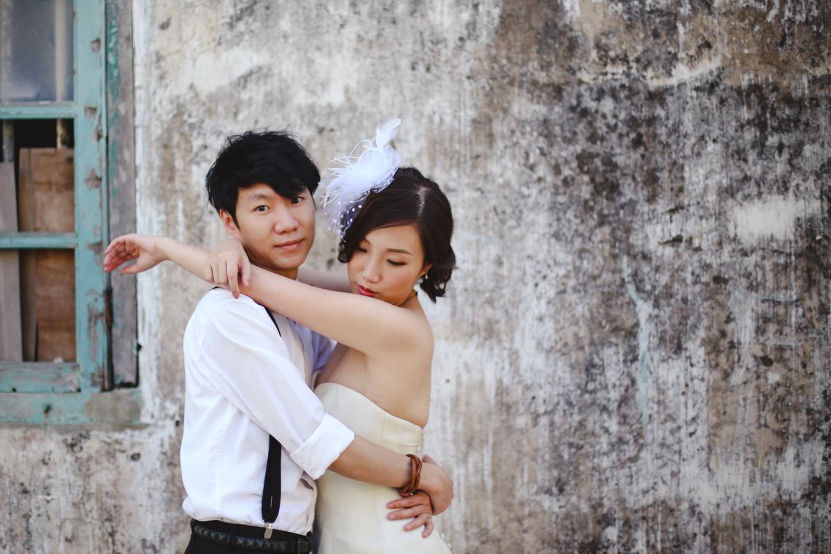 Fun vintage bride and groom portraits by Love oh love photography