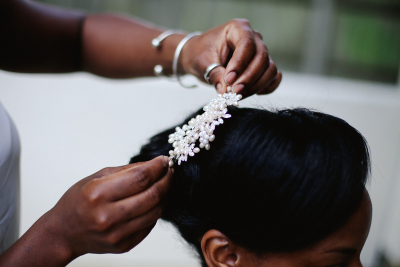 Bridal hairpiece by Love oh Love photography