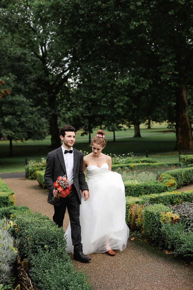 Alternative wedding portraits by Love oh love photography