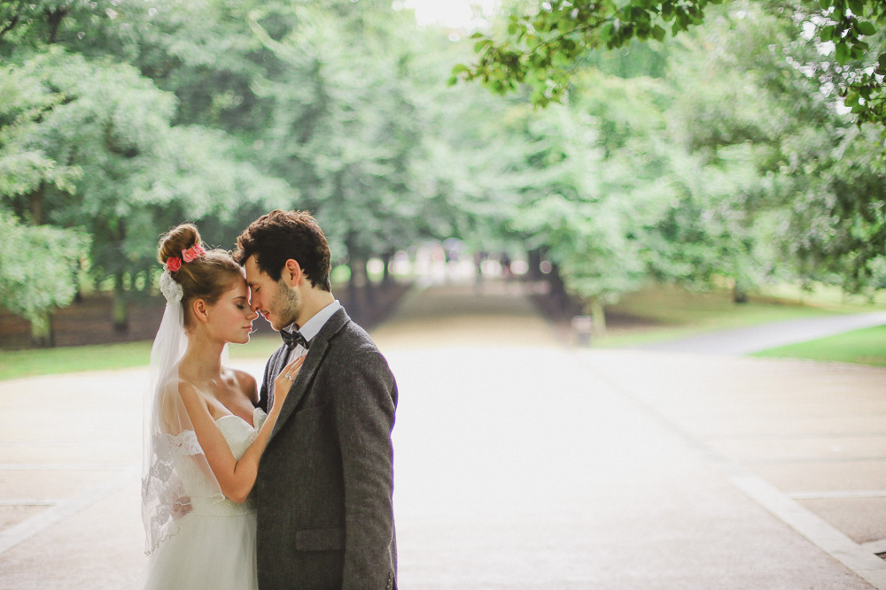 Alternative wedding portraits by Love oh love photography