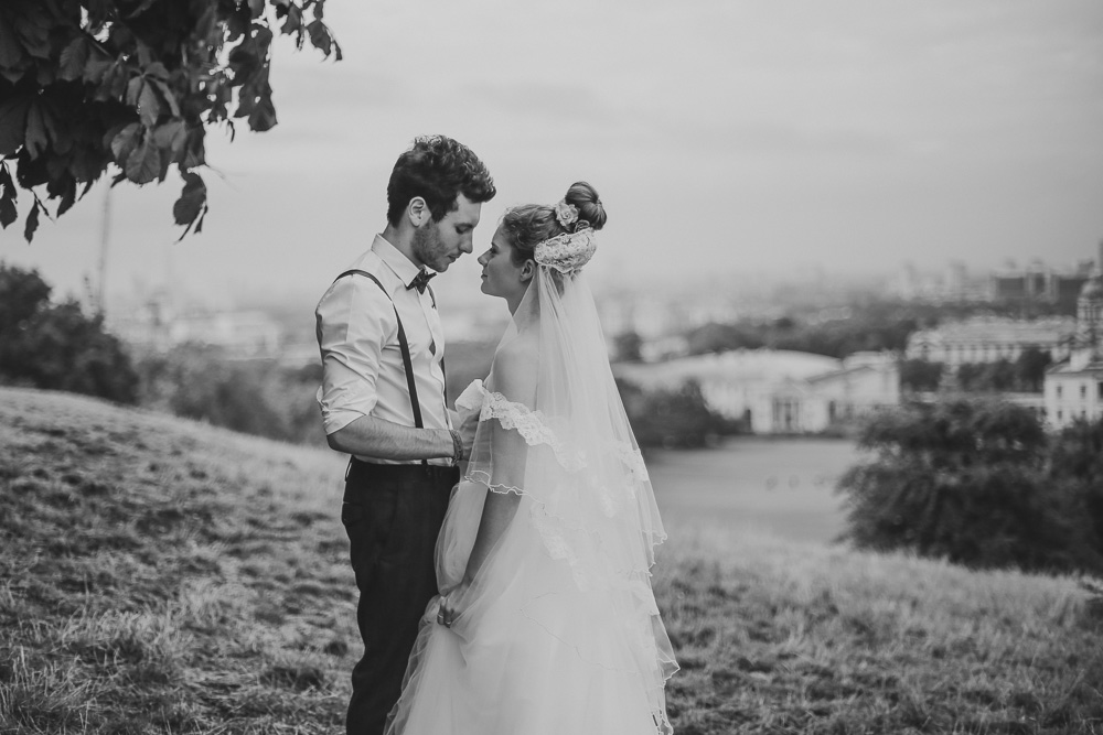 Bride and groom portraits in Greenwich, Park London by Love oh Love photography